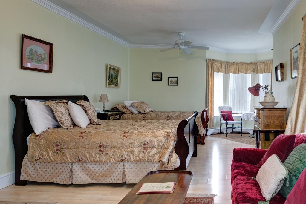 Country Encounters Accommodations Coleman Habitación foto
